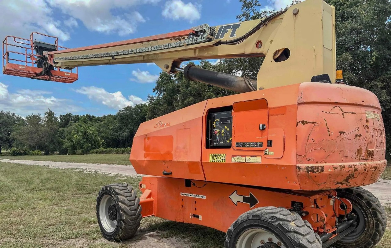 Sold - Telescopic Boom Lift - View 2